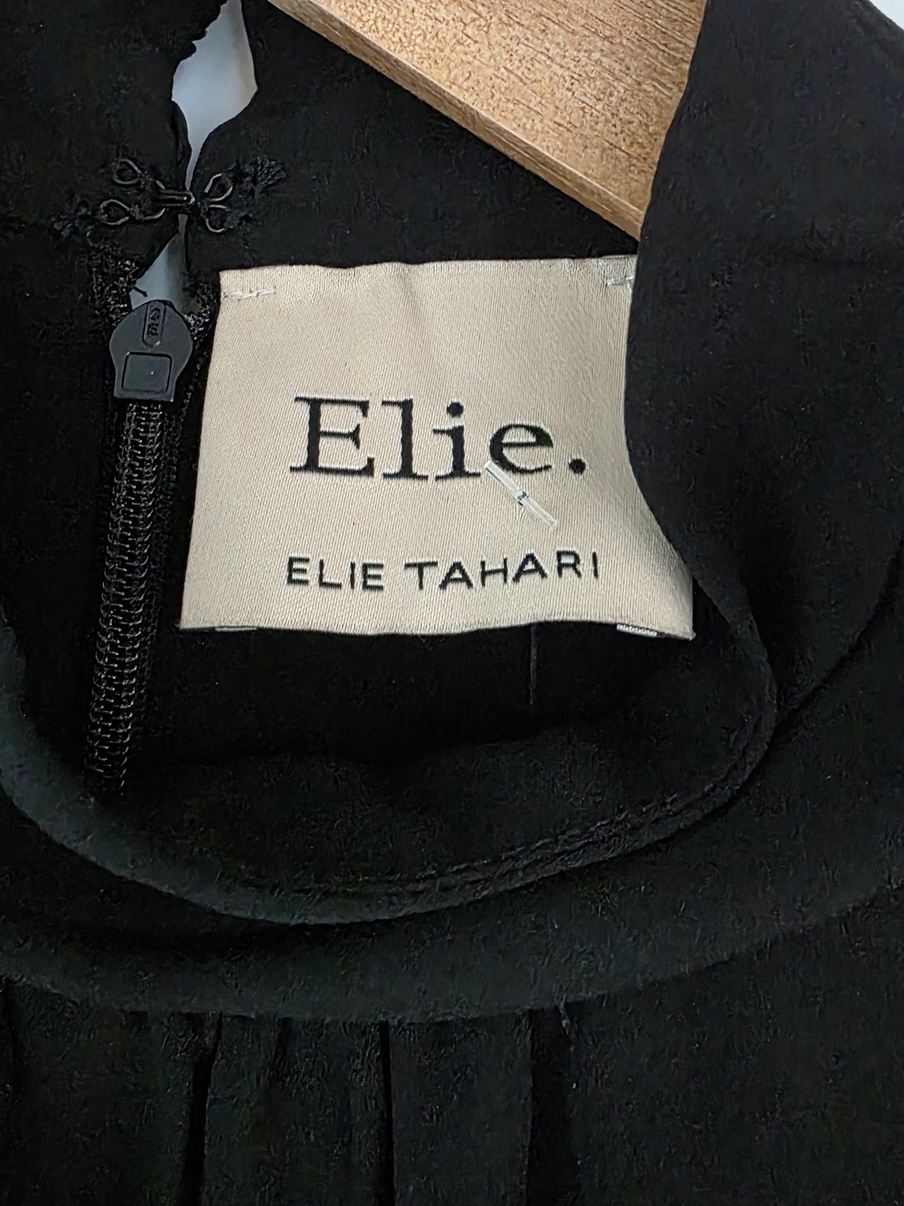 Elie Tahari Black Mock Neck Sleeveless Top Womens Size Medium - Picture 4 of 12